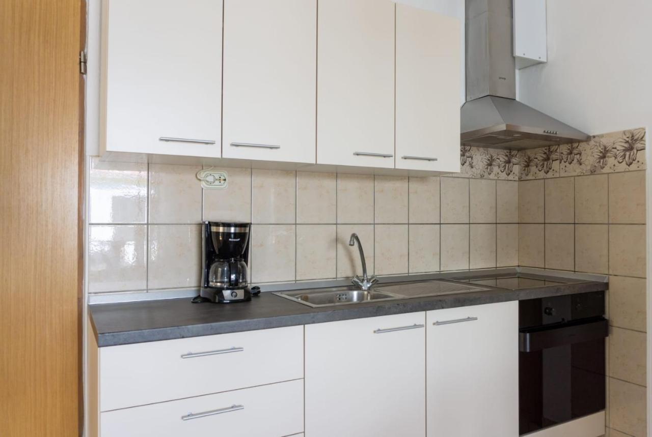 Apartmani Devcic Palit 외부 사진